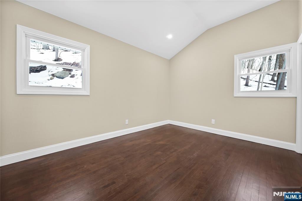 550 Ramapo Valley Road, Oakland, NJ, 07436