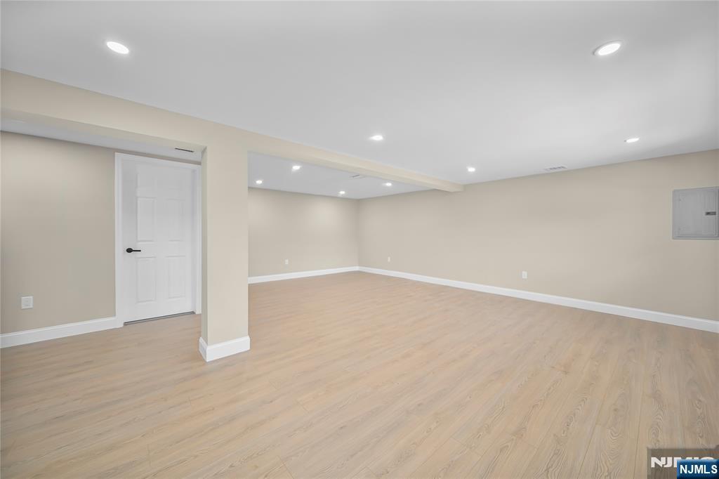 550 Ramapo Valley Road, Oakland, NJ, 07436