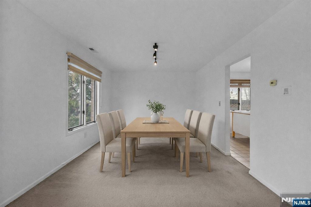 319 Gorge Rd #5, Cliffside Park, NJ 07010