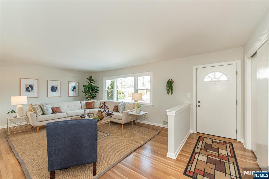 Homes for sale in Montclair, NJ | 33 Tuers Pl, Montclair, NJ 07043 | MLS# 26002905