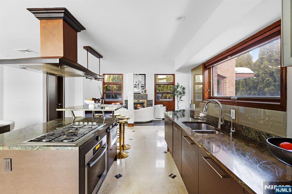 1286 River Road - Photo 5