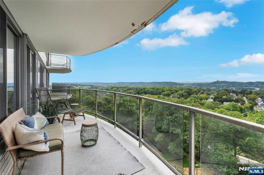 Homes for sale in Verona, NJ | 1 Claridge Dr #723, Verona, NJ 07044 | MLS# 26002933