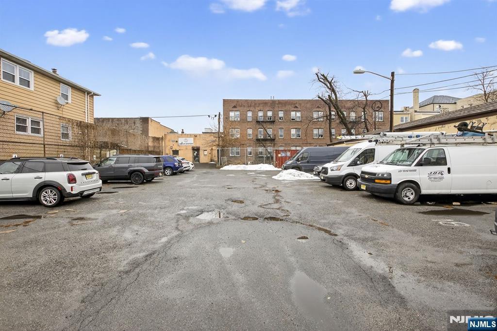 361 Kearny Avenue - Photo 3