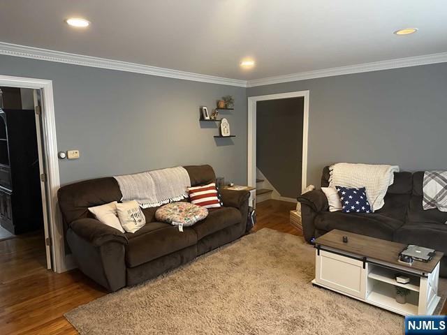 Homes for sale in Elmwood Park, NJ | 22 Garners Ln, Elmwood Park, NJ 07407 | MLS# 26002943