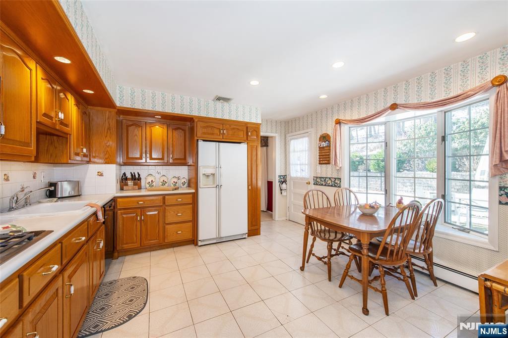 Homes for sale in Twp Of Washington, NJ | 686 Kennedy Dr, Twp Of Washington, NJ 07676 | MLS# 26002949