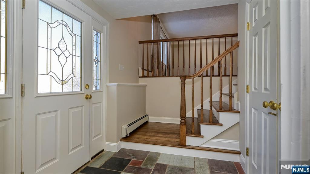 Homes for sale in Oakland, NJ | 51 Spear St, Oakland, NJ 07436 | MLS# 26002957