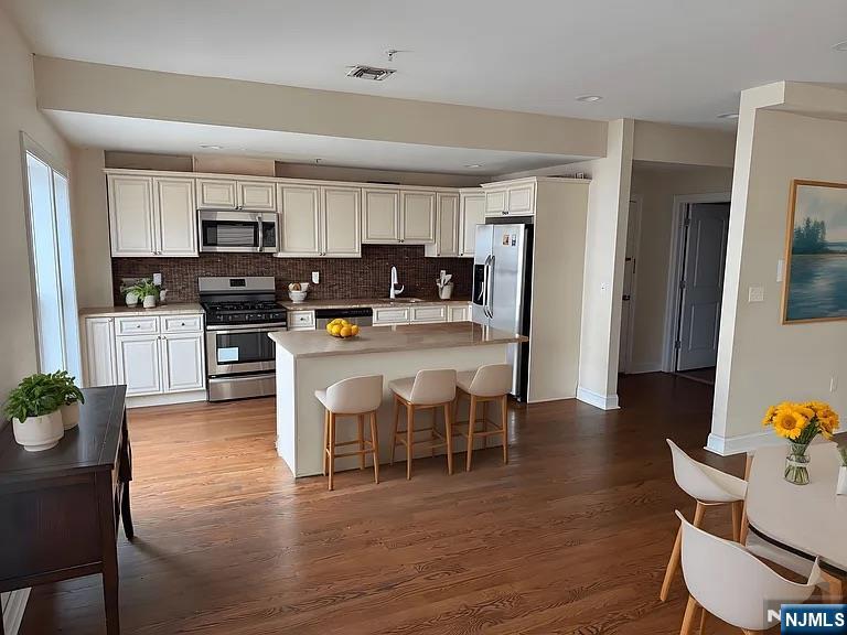 109 Division, Garfield, NJ, 07026