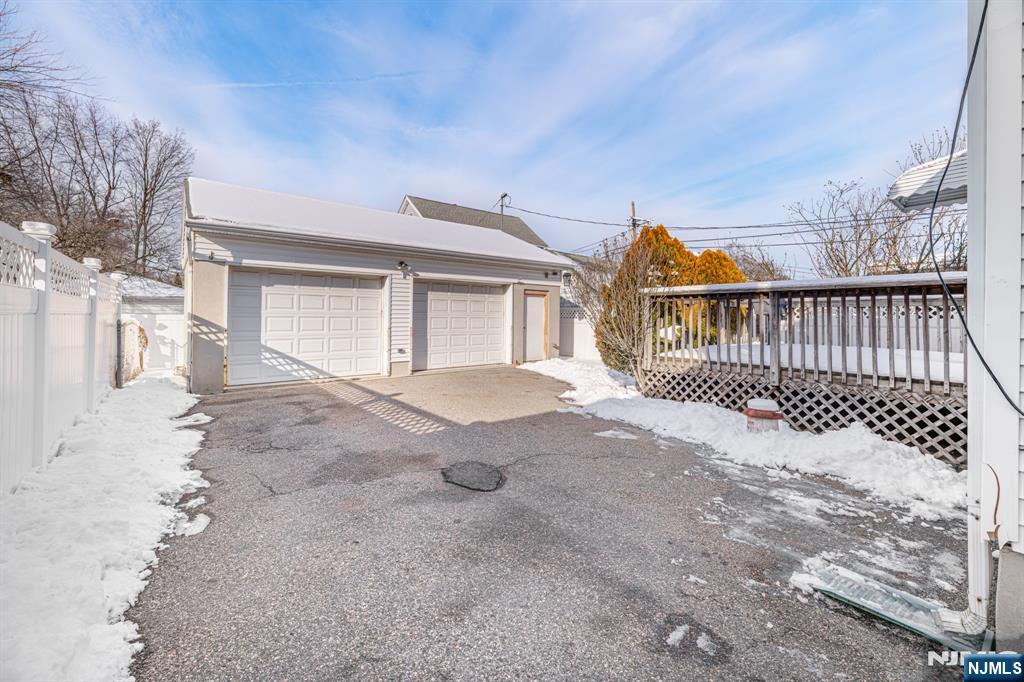 Homes for sale in Woodland Park, NJ | 1094 Mcbride Ave, Woodland Park, NJ 07424 | MLS# 26003036