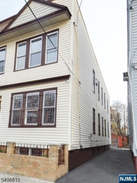 814-816 S 19th Street - Photo 2