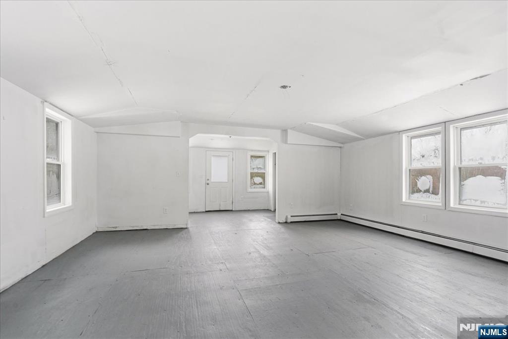 1836 Clinton Road - Photo 4