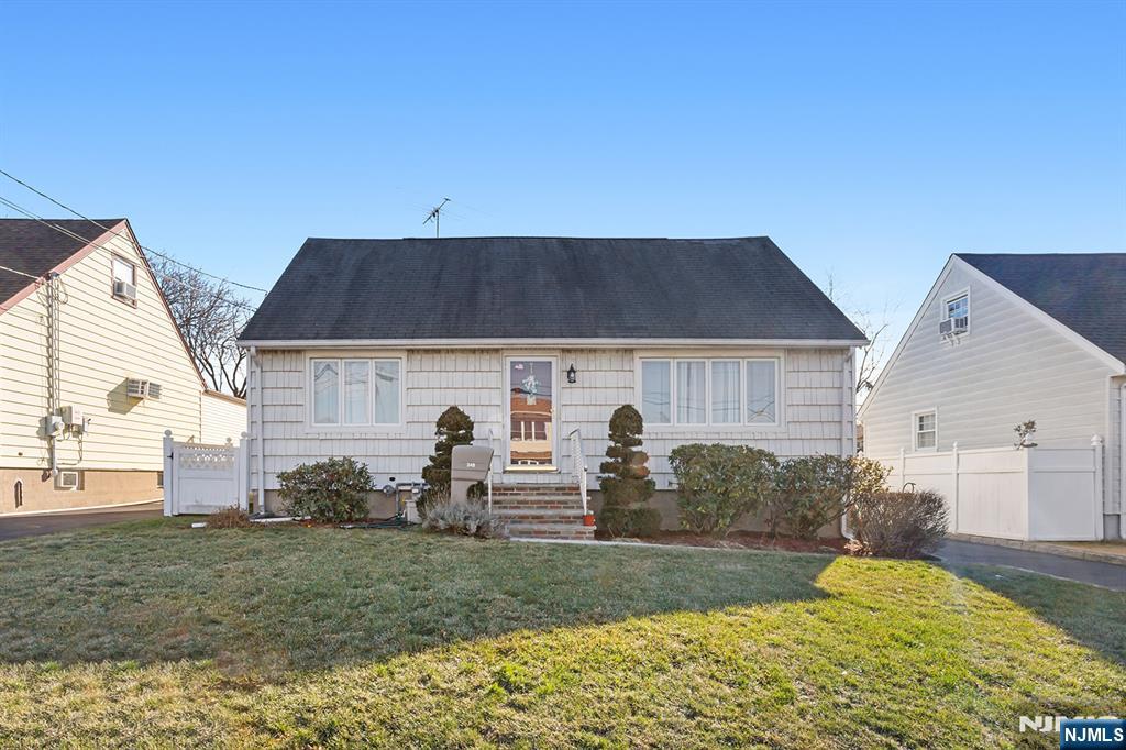 Homes for sale in Elmwood Park, NJ | 340 Kipp Ave, Elmwood Park, NJ 07407 | MLS# 26003088