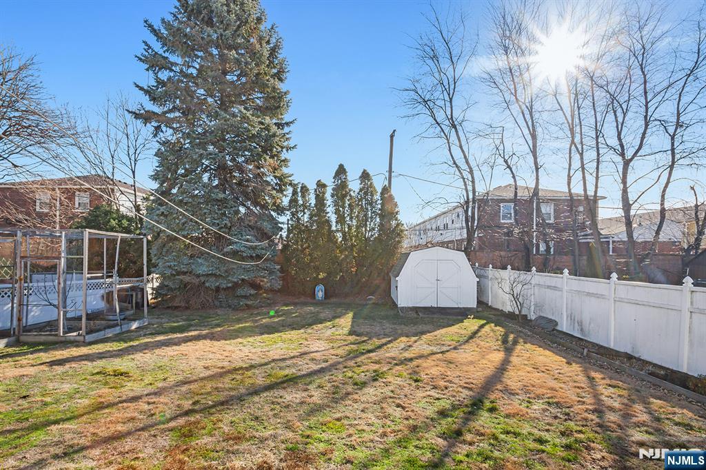 Homes for sale in Elmwood Park, NJ | 340 Kipp Ave, Elmwood Park, NJ 07407 | MLS# 26003088