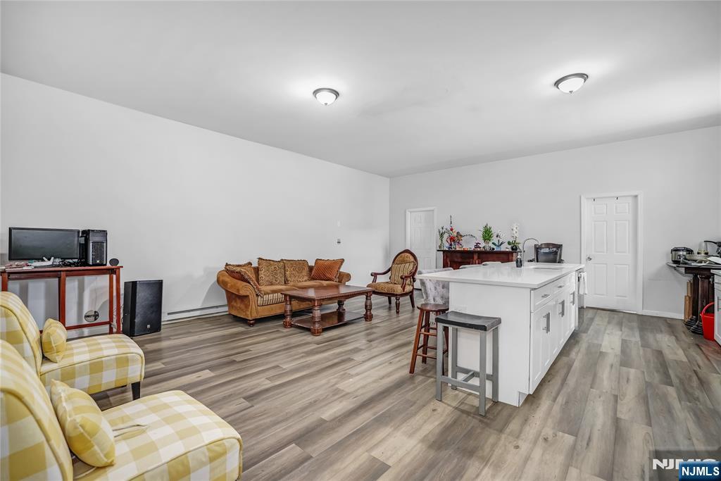 109 Division, Garfield, NJ, 07026