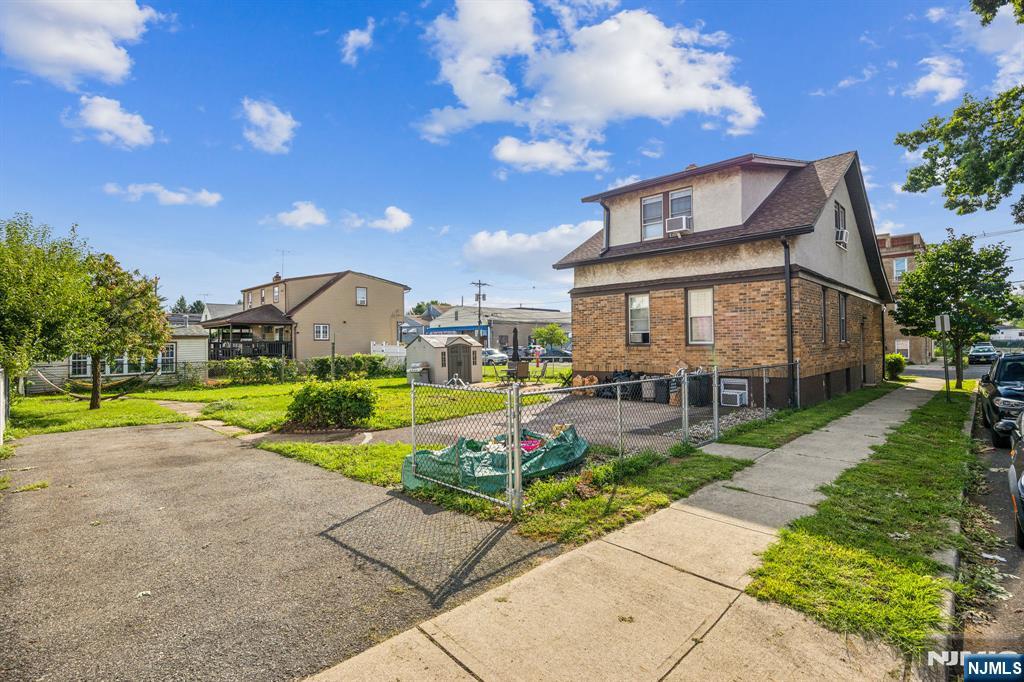 Homes for sale in Lodi, NJ | 19 Victor St, Lodi, NJ 07644 | MLS# 26003091