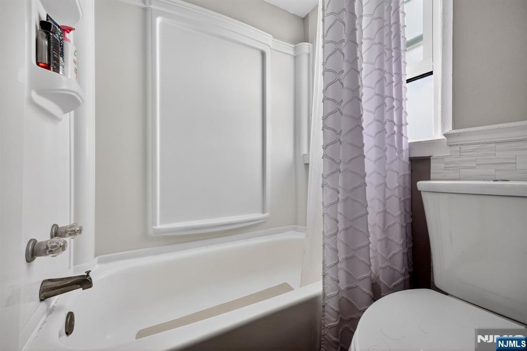 Homes for sale in Lodi, NJ | 19 Victor St, Lodi, NJ 07644 | MLS# 26003091