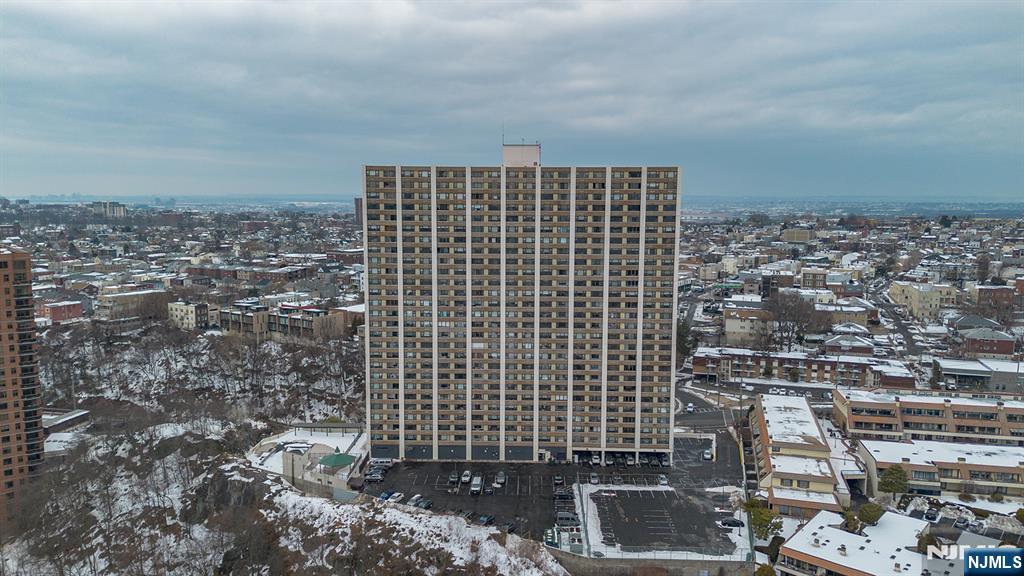 1018 palisade, Fort Lee, NJ, 07024