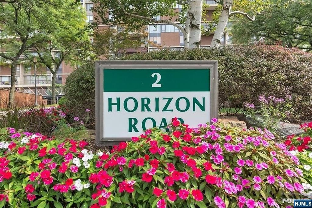 2 Horizon Road