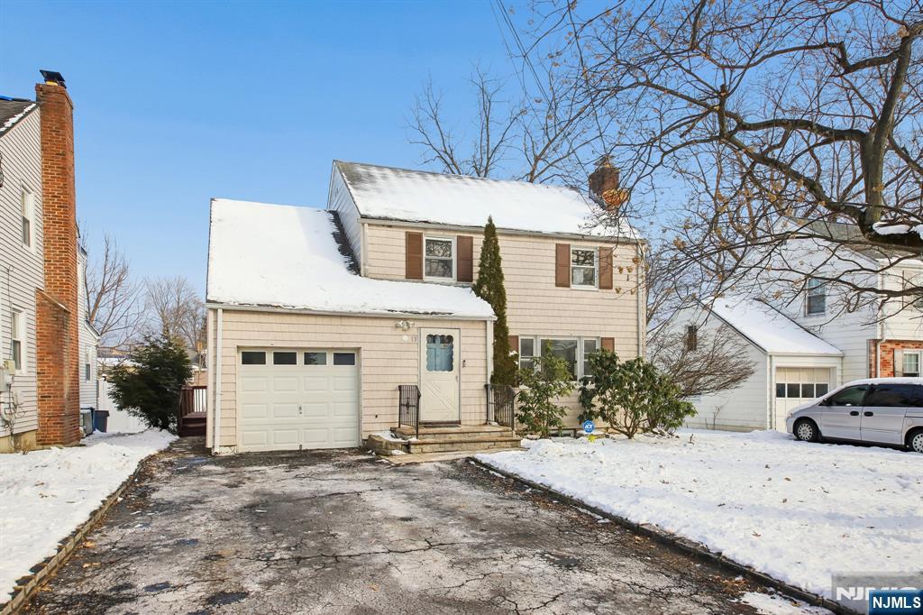 13 Greenwood Avenue - Photo 2