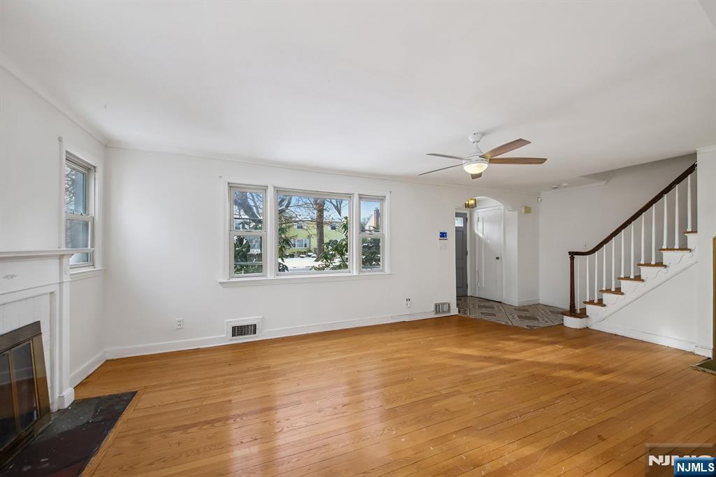 13 Greenwood Avenue - Photo 4