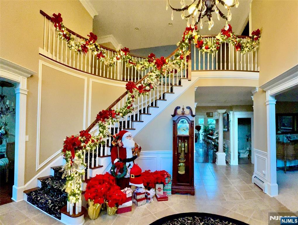 Homes for sale in Franklin Lakes, NJ | 457 Devonshire Dr, Franklin Lakes, NJ 07417 | MLS# 26003161