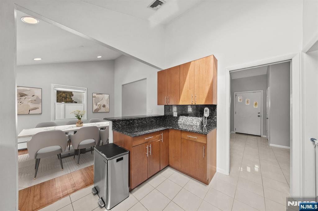 206 Harwood Place, Paramus, NJ, 07652