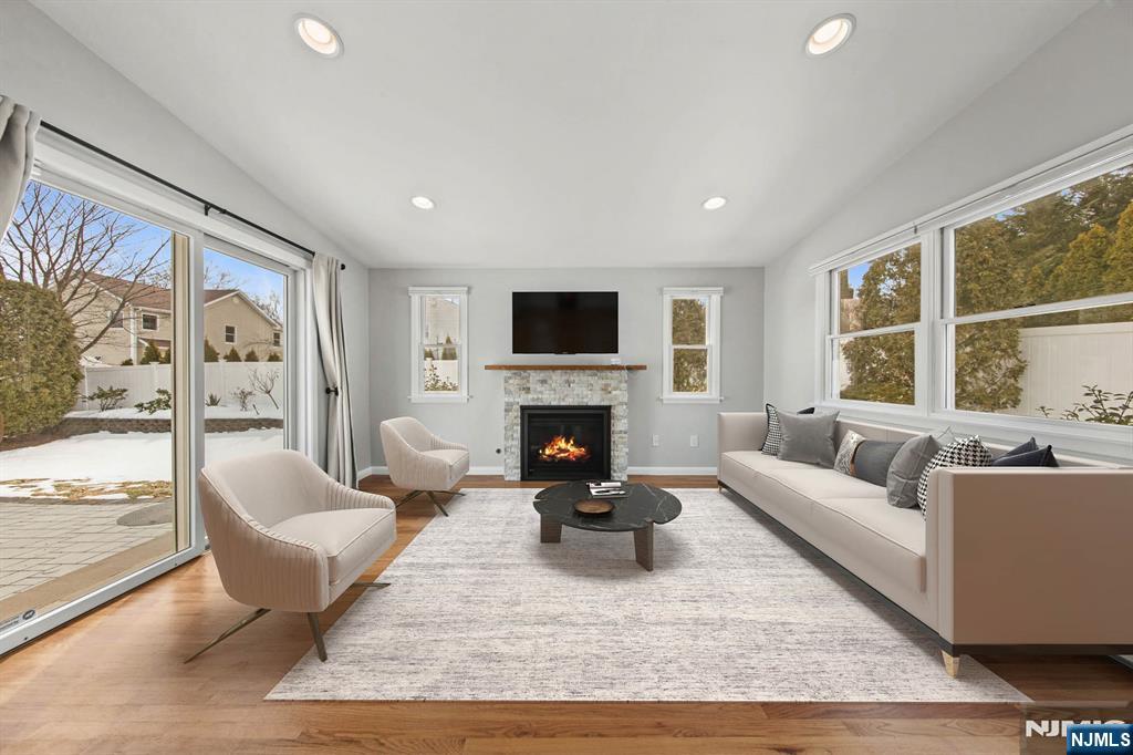 206 Harwood Place, Paramus, NJ, 07652