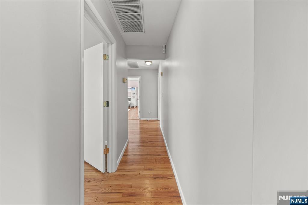 206 Harwood Place, Paramus, NJ, 07652