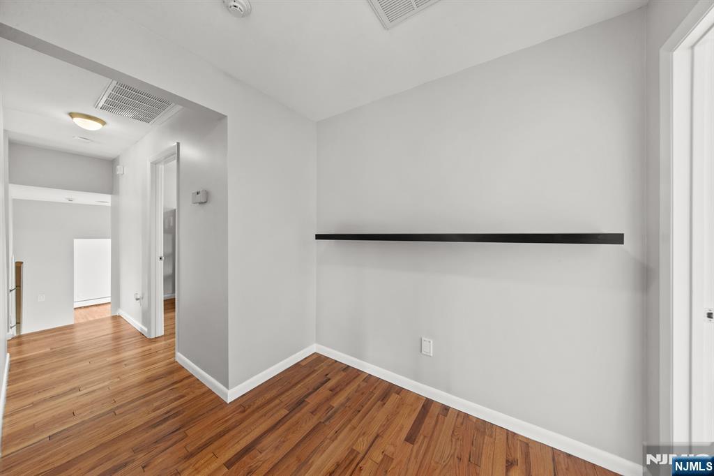 206 Harwood Place, Paramus, NJ, 07652