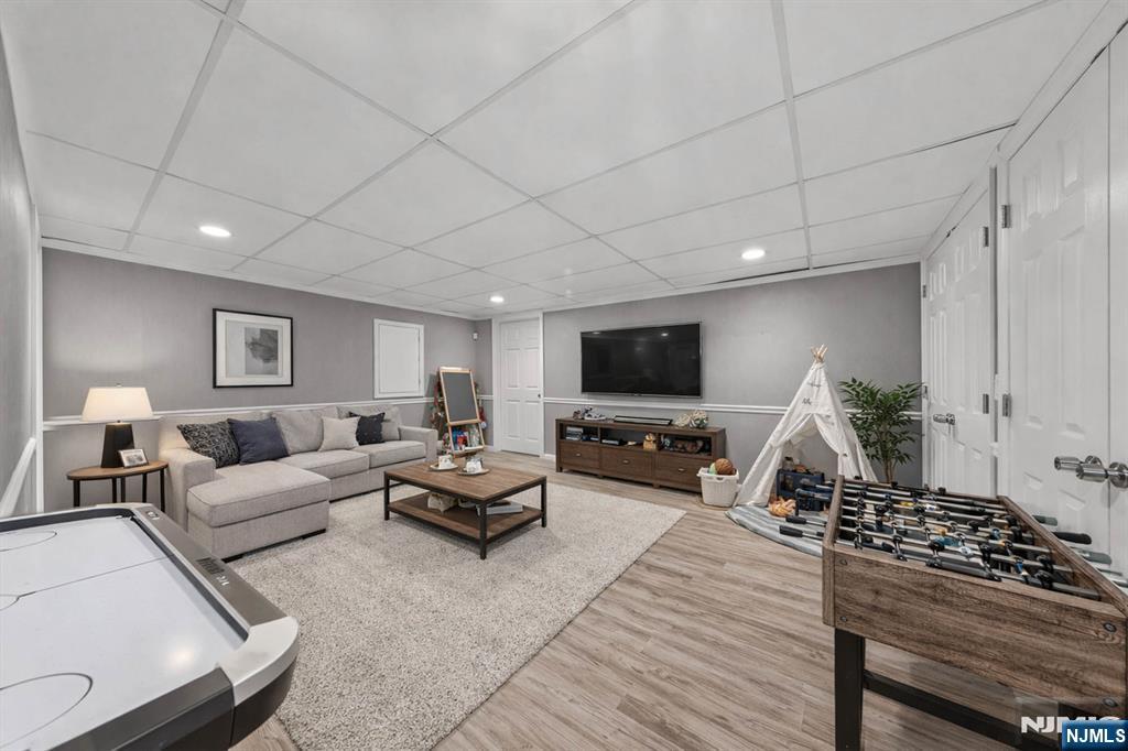 206 Harwood Place, Paramus, NJ, 07652