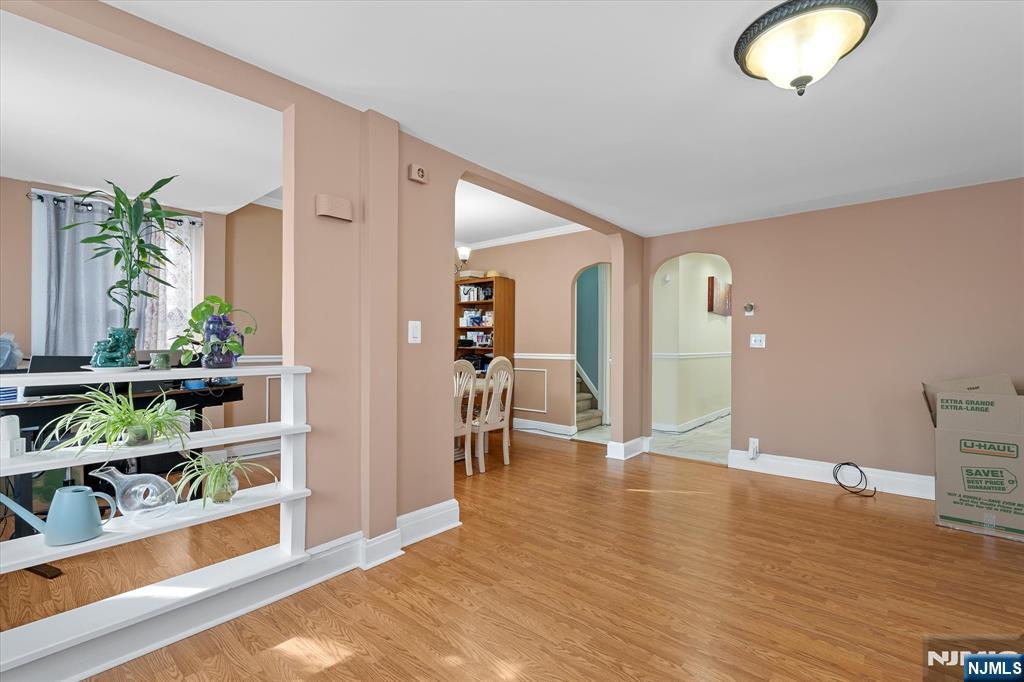 421 11th Street - Photo 4