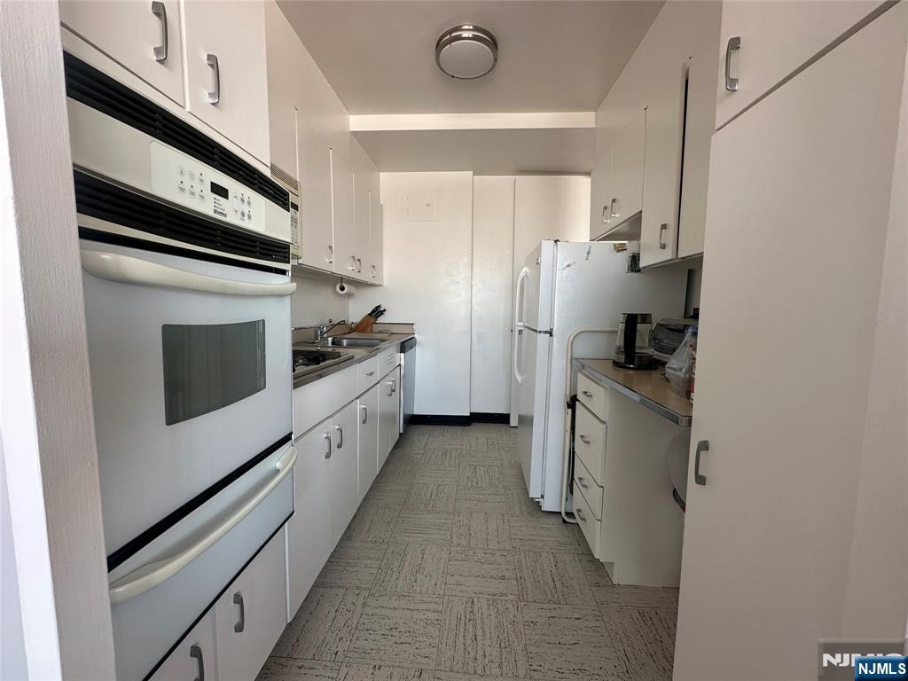 1 Horizon Road 1025 - Photo 5