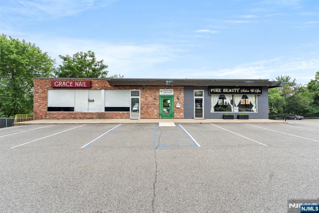 111 Kinderkamack Road, Emerson, NJ, 07630