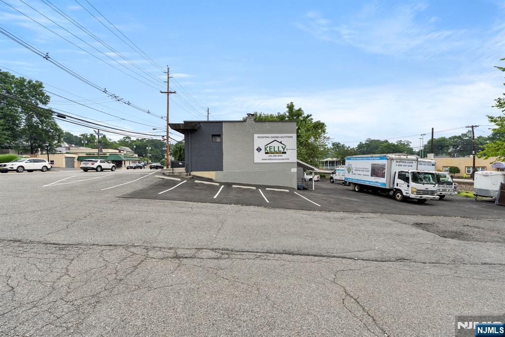 111 Kinderkamack Road, Emerson, NJ, 07630