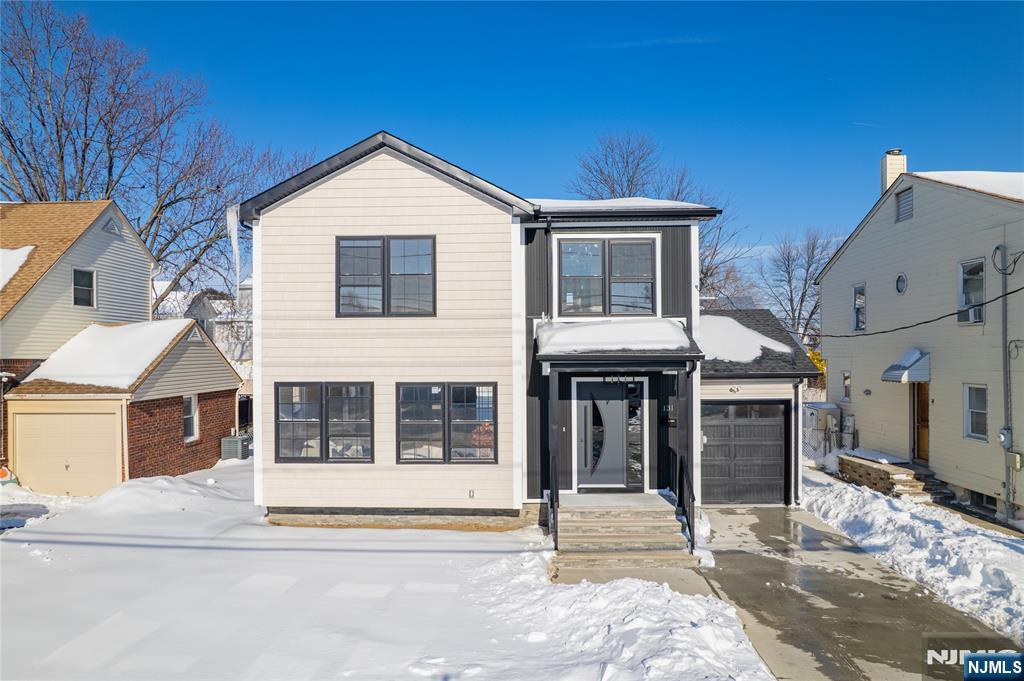 Homes for sale in Elmwood Park, NJ | 131 Palsa Ave, Elmwood Park, NJ 07407 | MLS# 26003274