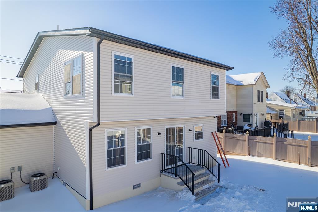 Homes for sale in Elmwood Park, NJ | 131 Palsa Ave, Elmwood Park, NJ 07407 | MLS# 26003274