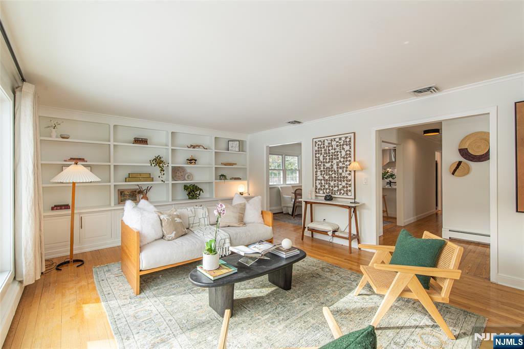 Homes for sale in Montclair, NJ | 9 Windermere Rd, Montclair, NJ 07043 | MLS# 26003296