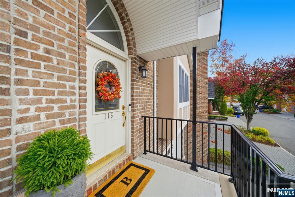 Homes for sale in Cresskill, NJ | 119 Stonegate Trl, Cresskill, NJ 07626 | MLS# 26003298