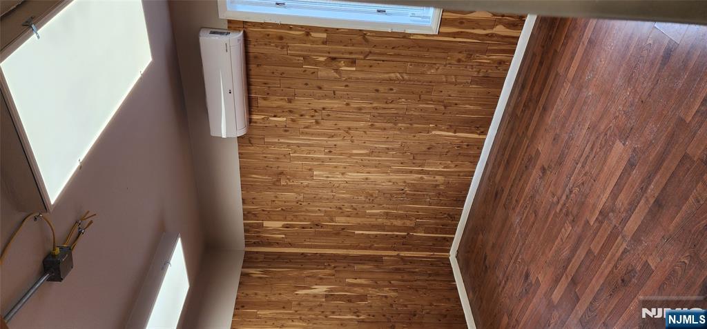 211 Broad Avenue 203 - Photo 5