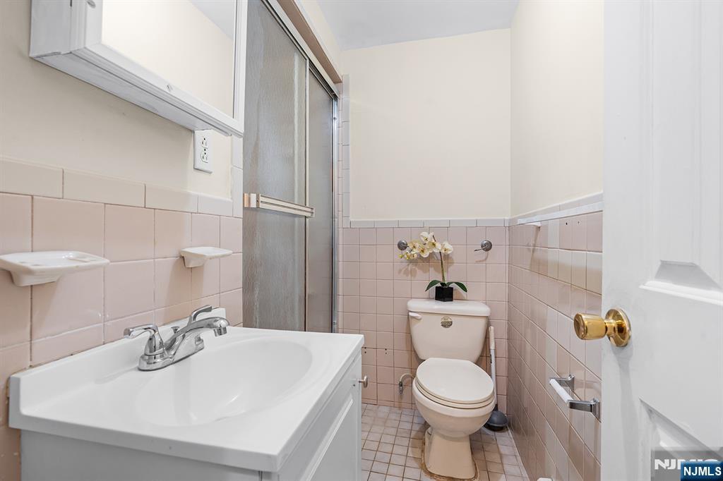 274 Greylock Parkway