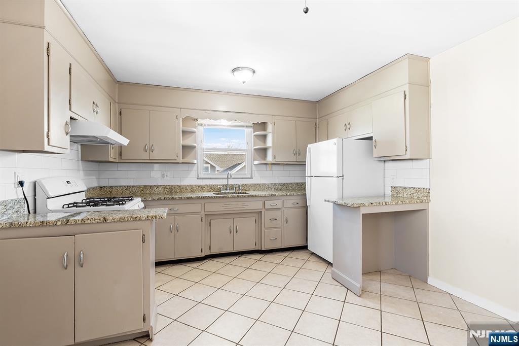 274 Greylock Parkway