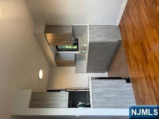 148 Undercliff Avenue 2 - Photo 5