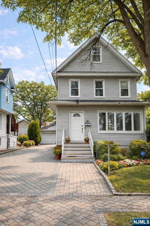 54 College Place - Photo 1