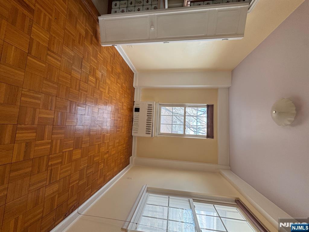 Homes for sale in Montclair, NJ | 5 Roosevelt Pl #4A, Montclair, NJ 07042 | MLS# 26003349