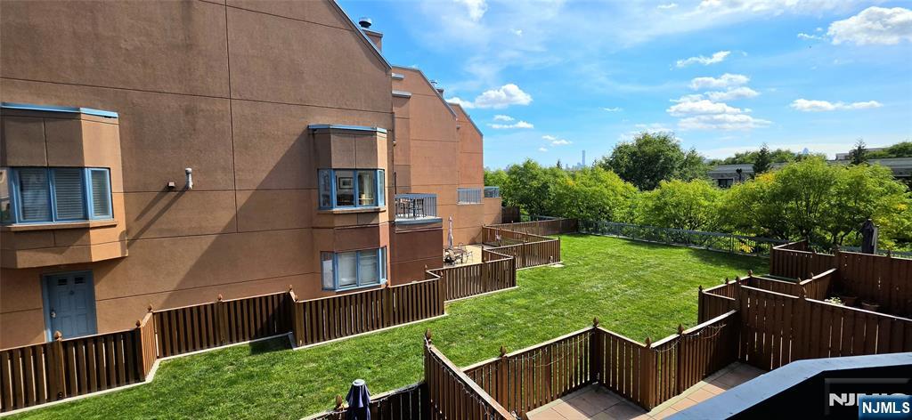402 Williams Court U402