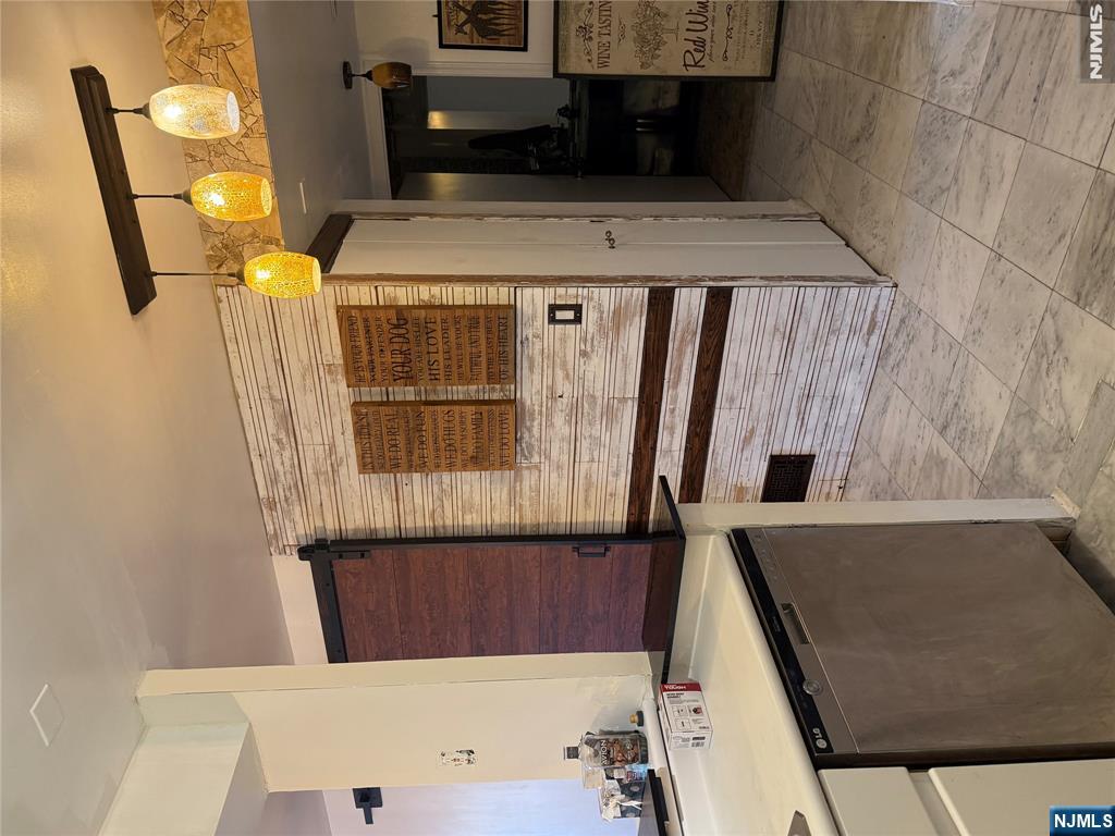 402 Williams Court U402 - Photo 3