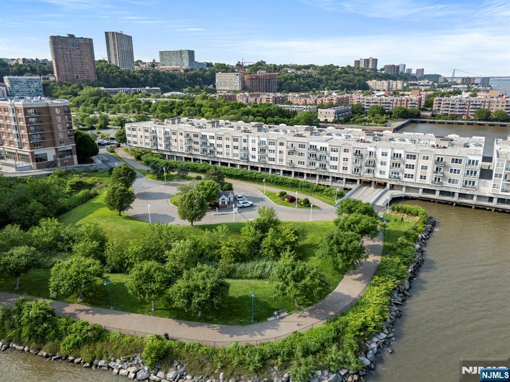108 The Promenade 108 - Photo 1
