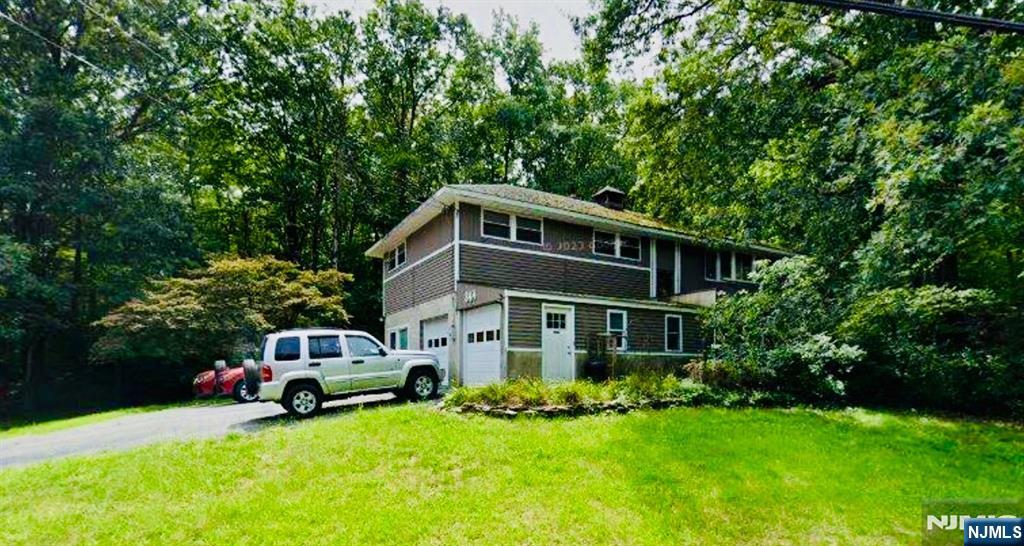 344 Union Avenue - Photo 1