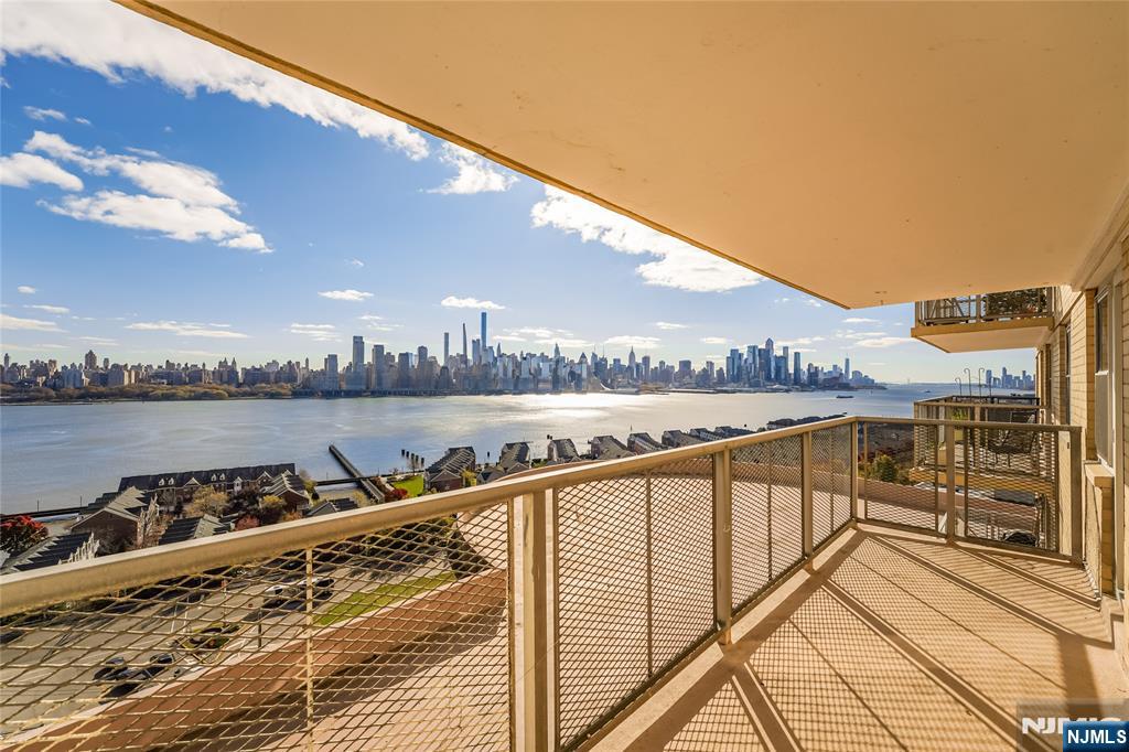 6600 Boulevard East 2C - Photo 2