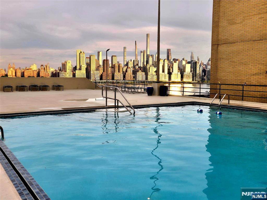 6600 Boulevard East 2C - Photo 3