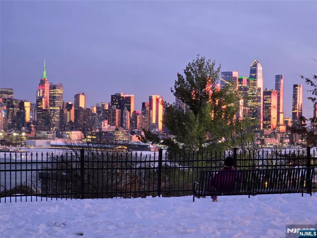 6600 Boulevard East 16B - Photo 4